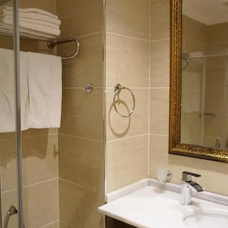 Vois Atasehir & 4*