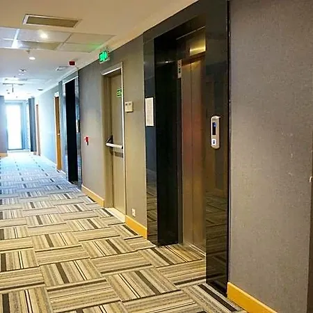 호텔 Vois Atasehir & 4*